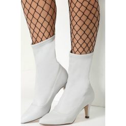 Szare Botki Way You Want Me. Czerwone botki damskie marki vices. Za 79,99 zł.