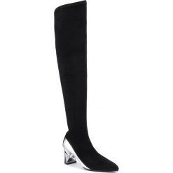 Muszkieterki UNITED NUDE - Molten Flow Thigh Boot Mid 104810106 Black. Czarne kozaki damskie United Nude, z zamszu, bez obcasa, na obcasie, bez zapięcia. W wyprzedaży za 739,00 zł.
