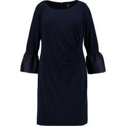 Lauren Ralph Lauren Woman KONATTA Sukienka z dżerseju navy. Niebieskie sukienki z falbanami marki Lauren Ralph Lauren Woman, z dżerseju. W wyprzedaży za 496,30 zł.