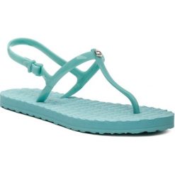 Sandały TOMMY HILFIGER Flat Strappy Beach Sandal FW0FW03923. Zielone klapki damskie TOMMY HILFIGER, bez wzorów, bez obcasa. W wyprzedaży za 119,00 zł.