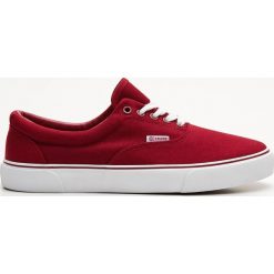 Trampki - Bordowy. Czerwone trampki męskie Cropp, bez wzorów, bez zapięcia. Za 79,99 zł.