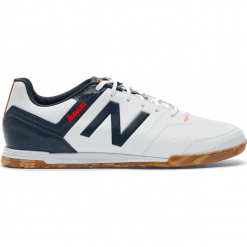 Halówki Audazo v3 Strike IN - MSASIWL3. Szare trampki męskie marki New Balance, bez wzorów, z nylonu, bez zapięcia. W wyprzedaży za 199,99 zł.