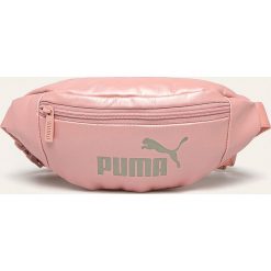 Puma - Nerka. Różowe nerki damskie Puma, w paski, z poliesteru, casualowe, małe, z nadrukiem, bez dodatków. Za 99,90 zł.