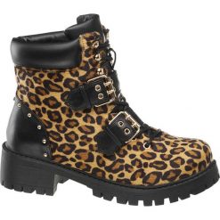 Botki damskie Vero Moda. Czarne botki damskie Vero Moda, ze skóry, bez obcasa, na sznurówki. Za 299,90 zł.