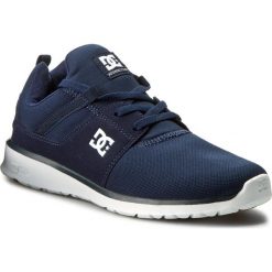 Sneakersy DC - Heathrow ADYS700071 Navy(Nvy). Niebieskie sneakersy męskie DC, bez wzorów, z tworzywa sztucznego, klasyczne, bez zapięcia. W wyprzedaży za 219,00 zł.