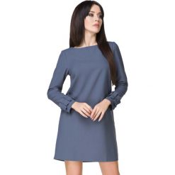 Niebieska Sukienka z Falbanką przy Rękawie. Niebieskie sukienki damskie Molly.pl, na co dzień, s, bez wzorów, z tkaniny, eleganckie, z falbankami, bez rękawów, dopasowane. Za 159,00 zł.
