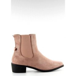 Różowe Smukłe sztyblety z kokardką M270 Pink. Różowe botki damskie ButyModne, bez obcasa, na obcasie, bez zapięcia. W wyprzedaży za 129,00 zł.