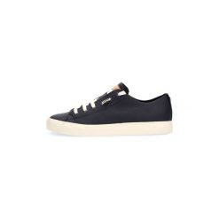 Buty Tommy Hilfiger FM0FM01318 UNLINED LEATHER LOW CUT. Niebieskie trampki męskie TOMMY HILFIGER, bez wzorów, bez zapięcia. Za 310,24 zł.