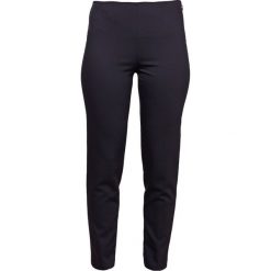 Jil Sander Navy Spodnie materiałowe black. Czarne spodnie damskie marki Jil Sander Navy, bez wzorów, z elastanu. W wyprzedaży za 599,25 zł.