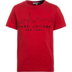 Little Marc Jacobs KURZARM Tshirt z nadrukiem rot. Czerwone t-shirty męskie marki Little Marc Jacobs, z nadrukiem, z bawełny. Za 139,00 zł.