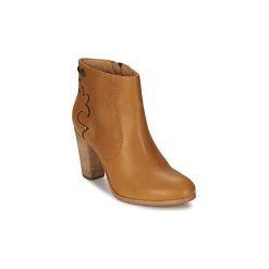 Botki Ikks W BOOTIE. Pomarańczowe botki damskie IKKS, bez obcasa, bez zapięcia. W wyprzedaży za 581,40 zł.
