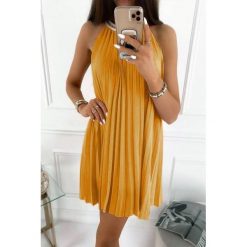 Sukienka TERZOLA YELLOW. Żółte sukienki damskie IVET, na co dzień, na lato, bez wzorów, eleganckie, bez kołnierzyka, z krótkim rękawem, krótkie, mini. W wyprzedaży za 109,00 zł.