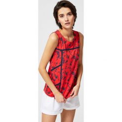 Top bawełniany z nadrukiem. Bluzki damskie Moodo, xs, z nadrukiem, z bawełny, bez kołnierzyka. Za 24,99 zł.