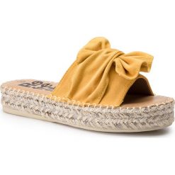 Espadryle REFRESH - 69731 Amarillo. Żółte espadryle damskie Refresh, bez wzorów, ze skóry ekologicznej, bez obcasa. W wyprzedaży za 129,00 zł.