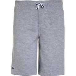 Lacoste Szorty argent chine. Szare spodenki chłopięce Lacoste, z bawełny. Za 239,00 zł.