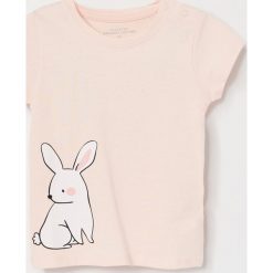 Bawełniany t-shirt z nadrukiem - Pomarańczowy. Pomarańczowe t-shirty damskie Reserved, z nadrukiem, z bawełny, bez kołnierzyka. Za 19,99 zł.