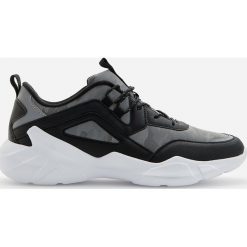 Sneakersy z łączonych materiałów - Szary. Szare sneakersy męskie Reserved, bez zapięcia. Za 159,99 zł.