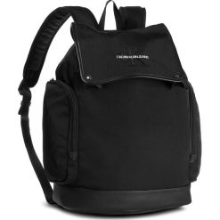 Plecak CALVIN KLEIN JEANS - Monogram Nylon Flap Backpack 45 K50K504736 Black 001. Czarne torby męskie skórzane Calvin Klein Jeans, bez wzorów, z jeansu. W wyprzedaży za 399,00 zł.