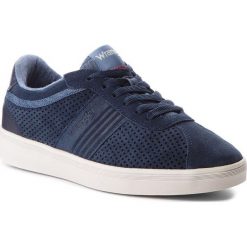 Sneakersy WRANGLER - Micky City WM181040 Navy 16. Niebieskie sneakersy męskie marki Wrangler, na co dzień, bez wzorów, z zamszu, bez zapięcia. W wyprzedaży za 209,00 zł.