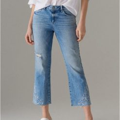 Jeansy bootcut o skróconej długości - Niebieski. Niebieskie jeansy damskie Mohito. W wyprzedaży za 29,99 zł.
