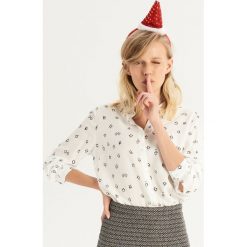 Wzorzysta koszula - Żółty. Żółte koszule wiązane damskie Sinsay, l. Za 39,99 zł.