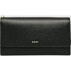 Dkny - Portfel skórzany. Czarne portfele damskie DKNY, bez wzorów, z poliesteru. W wyprzedaży za 449,90 zł.