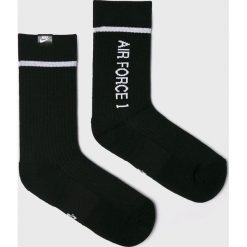 Nike Sportswear - Skarpety (2-pack). Czarne skarpetki męskie marki Nike Sportswear, bez wzorów, z elastanu. W wyprzedaży za 49,90 zł.