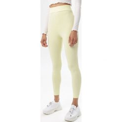 Żółte Legginsy Echolyse. Żółte legginsy damskie Born2be, s, bez wzorów. W wyprzedaży za 44,99 zł.
