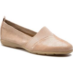 Półbuty CAPRICE - 9-24650-22 Beige 420. Brązowe półbuty damskie Caprice, na co dzień, bez wzorów, ze skóry, bez obcasa, na płaskiej podeszwie, bez zapięcia. W wyprzedaży za 149,00 zł.