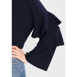 Swetry klasyczne damskie: Kookai PULL MANCHES VOLANTEES Sweter bleu de minuit