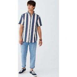 Koszula vintage w paski. Zielone koszule męskie w paski marki Pull&Bear, m. Za 55,90 zł.