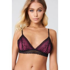 Biustonosze bardotka: NA-KD Lingerie Koronkowy biustonosz – Pink