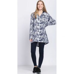 Biało-Granatowa Bluza Find Out. Białe bluzy damskie marki Born2be, xxl, bez wzorów, z długim rękawem, długie, bez kaptura. Za 34,99 zł.