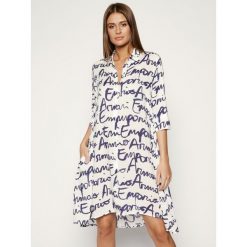 Sukienka koszulowa Emporio Armani 262577 0P343 63210. Białe sukienki damskie Emporio Armani, na co dzień, xs, bez wzorów, z koszulowym kołnierzykiem, bez rękawów, proste. W wyprzedaży za 449,00 zł.