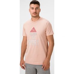 Puma Tailored for Sport Industrial Koszulka Beżowy. Brązowe podkoszulki męskie Puma, s, z nadrukiem, z bawełny, z krótkim rękawem. Za 137,95 zł.
