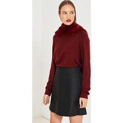Simple - Spódnica. Szare bez kategorii marki Simple, z poliesteru, mini, rozkloszowane. W wyprzedaży za 239,90 zł.