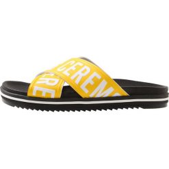 Opening Ceremony BERKELEY SLIDE Klapki racer yellow. Żółte klapki damskie marki Opening Ceremony, z materiału. Za 459,00 zł.