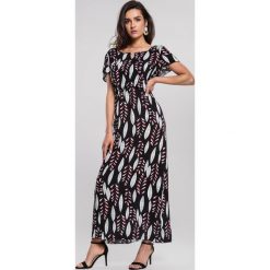 Czarna Sukienka Lay Back. Czarne sukienki damskie other, xl, bez wzorów, z okrągłym kołnierzem, z krótkim rękawem, krótkie, mini. Za 79,99 zł.