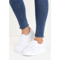 Białe Buty Sportowe Peris. Białe buty sportowe damskie marki Born2be, z materiału. Za 89,99 zł.