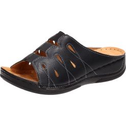 Czarne klapki damskie VINCEZA 17074 COMFORT. Czarne klapki damskie Vinceza, bez wzorów, na wysokim obcasie, na obcasie. W wyprzedaży za 89,00 zł.