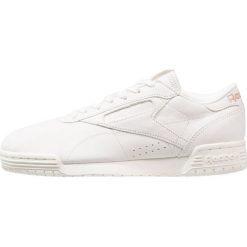 Trampki i tenisówki damskie: Reebok Classic EXOFIT LO CLN FBT SUEDE Tenisówki i Trampki white/rose gold