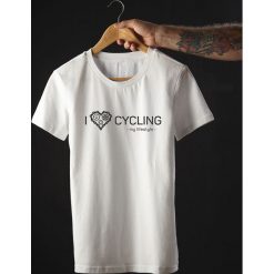 Koszulka T-SHIRT. I love cycling - my lifestyle. Czarne t-shirty męskie z nadrukiem Pakamera, m. Za 85,00 zł.