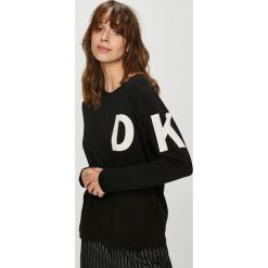 Dkny - Bluzka piżamowa. Czarne piżamy damskie marki DKNY, s, z nadrukiem, z elastanu, z długim rękawem. W wyprzedaży za 159,90 zł.