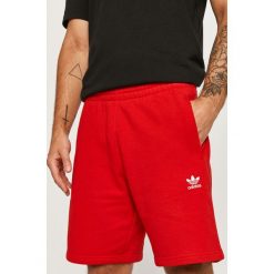 Adidas Originals - Szorty. Czerwone spodenki i szorty męskie adidas Originals, s, bez wzorów, z bawełny, casualowe. Za 149,90 zł.