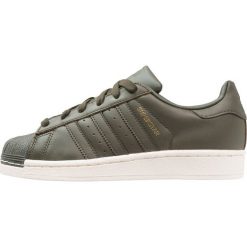 Trampki męskie: adidas Originals SUPERSTAR Tenisówki i Trampki night cargo/red solid/core black