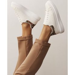 Biało-Brązowe Sneakersy Lucid Dream. Białe sneakersy damskie Renee. W wyprzedaży za 89,99 zł.