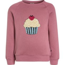 Småfolk WITH CUPCAKE Bluza mesa rose. Fioletowe bluzy chłopięce marki Småfolk, z bawełny. Za 229,00 zł.