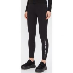 Legginsy z nadrukiem - Czarny. Czarne legginsy damskie House, s, z nadrukiem. Za 69,99 zł.