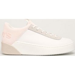Levi's - Buty Mullet S. Różowe buty sportowe damskie Levi's®, bez wzorów, z gumy, sportowe. W wyprzedaży za 329,90 zł.