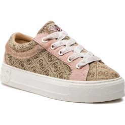 Sneakersy GUESS - FL5LY2 FAL12 BEIBR BROWN. Pomarańczowe półbuty damskie Guess, na co dzień, z aplikacjami, z tworzywa sztucznego, bez obcasa, na płaskiej podeszwie, bez zapięcia. W wyprzedaży za 319,00 zł.